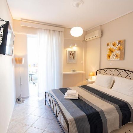 Smile Sea Apartment Каламата Екстериор снимка