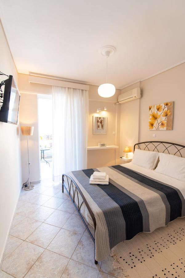 Smile Sea Apartment Каламата Екстериор снимка